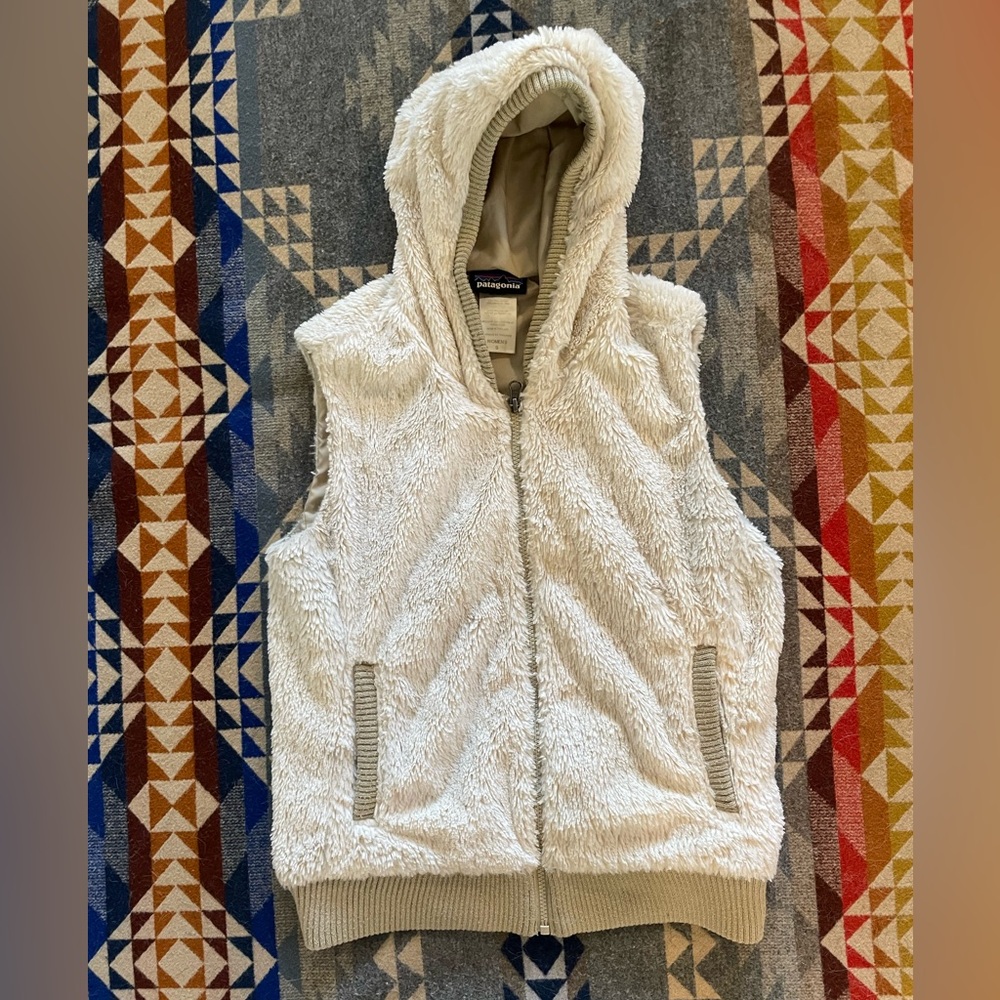Patagonia Faux Fur vest / S